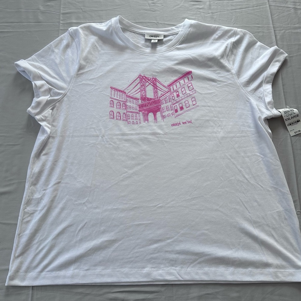 NWT On 34th Tops Nwt White T-Shirt Pink Print Of Brooklyn New York Brand On 34th
